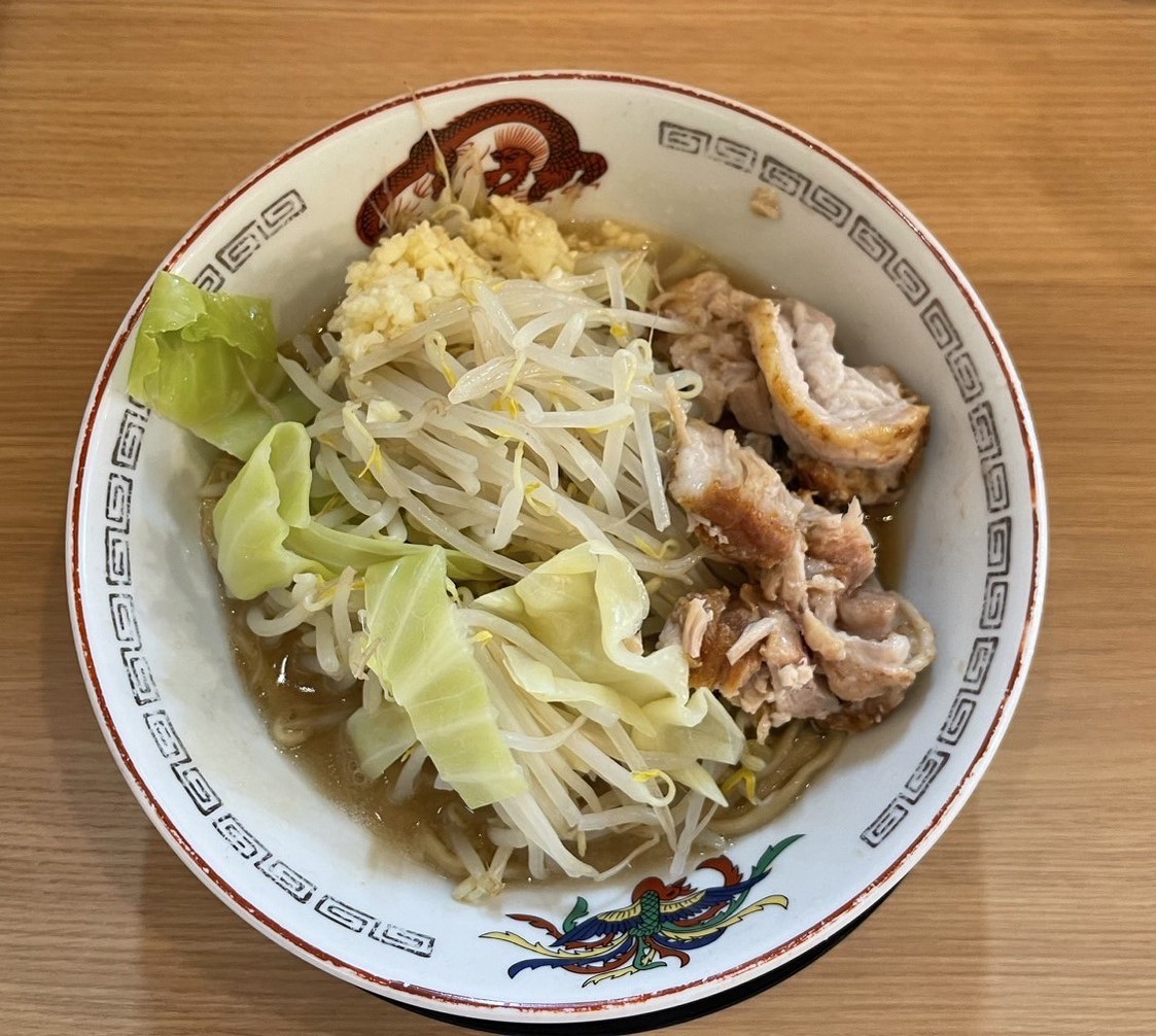 二郎系ラーメン「豚山」の魅力を徹底解説します